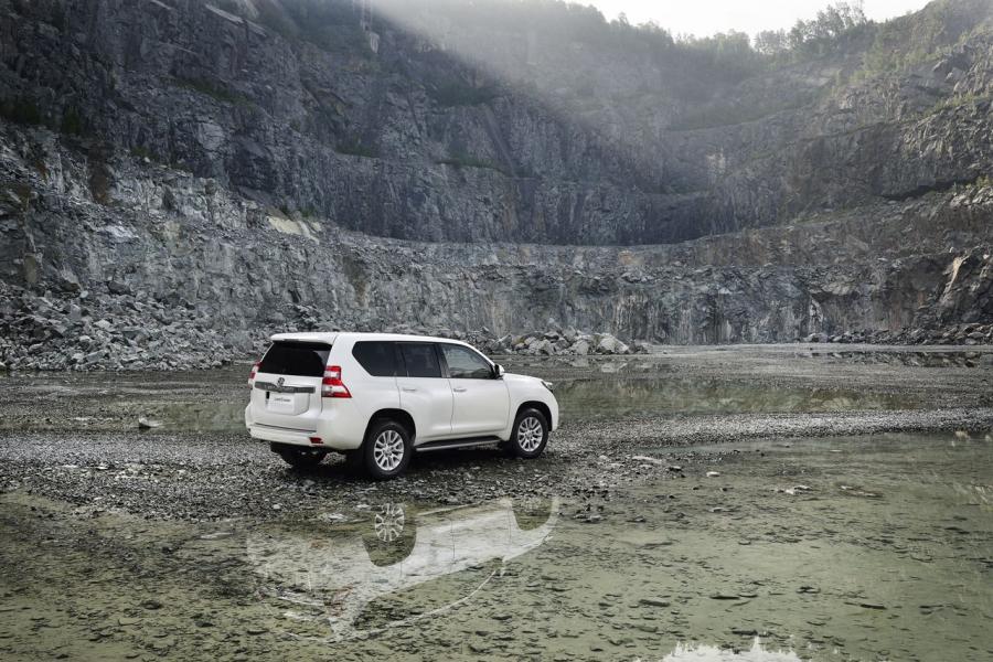  Toyota Land Cruiser Prado 2013 года  (фото 54 из 103)